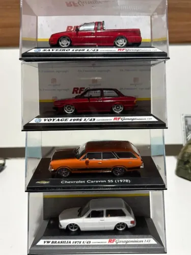 Coleção de carros miniatura escala 1.43, 50! Carrinhos sendo que 25 customizado lindos