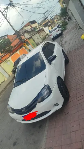 Toyota Etios XS Sedan 1.5 Flex 16V 4P Mec. 2014