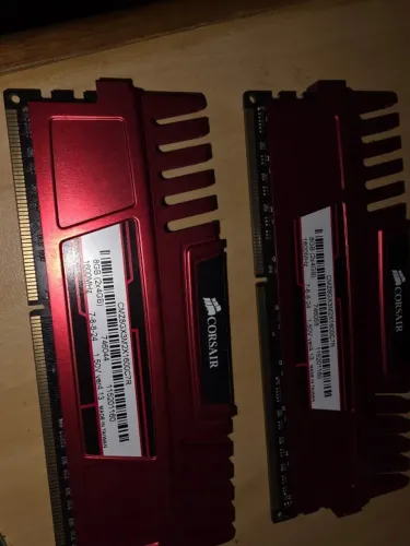 Memória RAM Corsair Vengeance Pro DDR3 8GB 1600MHz (2x4GB)