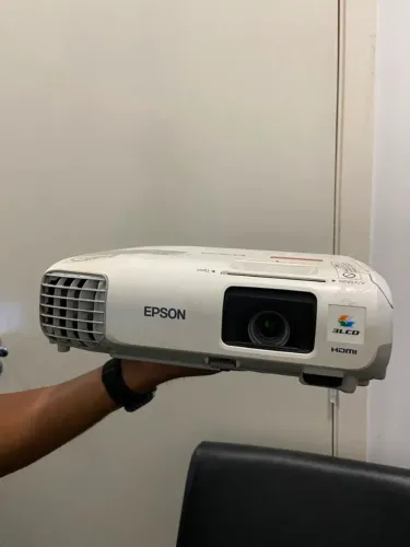 Projetor Epson PowerLite S17