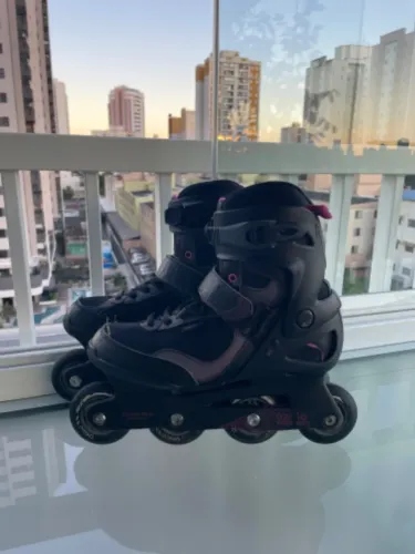 Patins inline - 4 rodas + com proteção