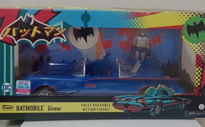 Batmovel 1966 da Funko "AZUL" - Edição Limitada