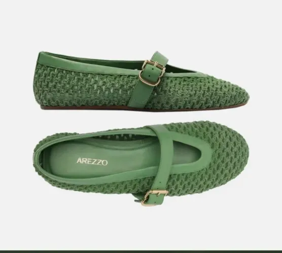 Sapatilha Arezzo 35 verde vazada
