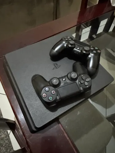 Ps4 slim 1tb