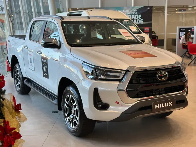 Toyota Hilux CD SRX 4X4 2.8 TDI 16V Diesel Aut. 2026