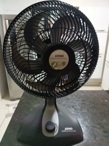Ventilador Arno Silêncio Maxx 30 cm., mesa