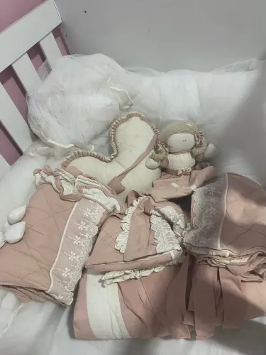 Kit berço com 11 peças com duas almofada protetora completo bebê menina