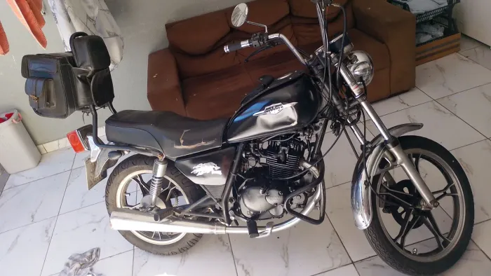 Suzuki intruder 125 2008