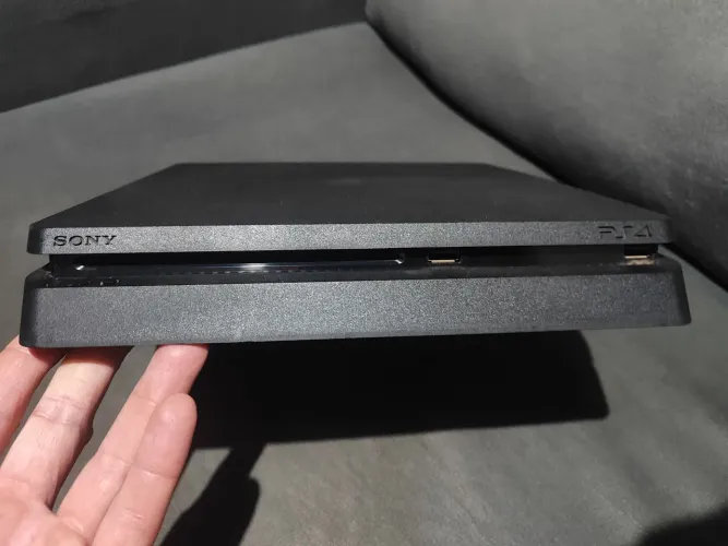 Playstation 4 Slim 500GB