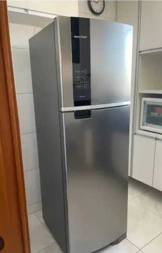 Geladeira inox Frost Free