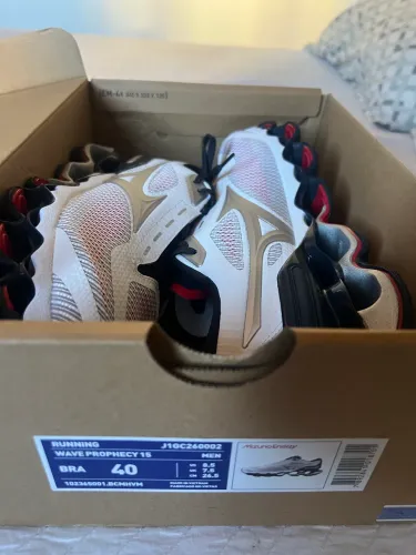 Tênis Mizuno Wave Prophecy 15