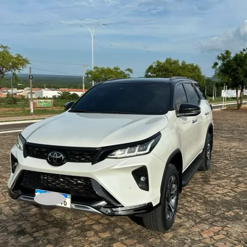 Toyota Hilux SW4 Diamond 2.8 TB 4X4 Die. Aut. 2022