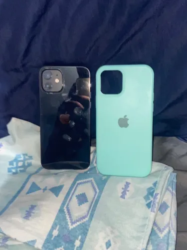 iPhone 12
