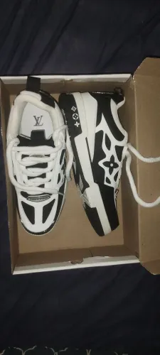tênis Louis Vuitton 
