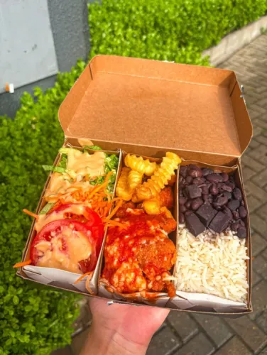 VAGA PARA A COZINHA - CENTRO - CURITIBA - NOITE