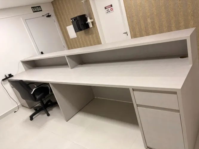 Balcão de atendimento / Recepção Industrial/Comercial 4,00 metros já desmontado