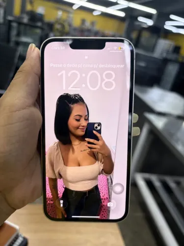 iPhone 13