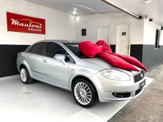Fiat Linea 1.9/ HLX 1.9/ 1.8 Flex 16V 4P 2010