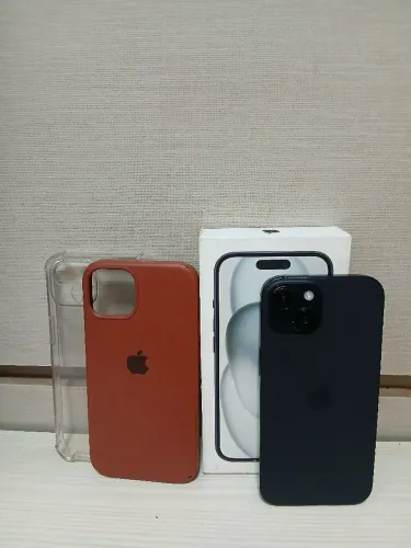 Iphone 15 128gb com caixa + acessórios 