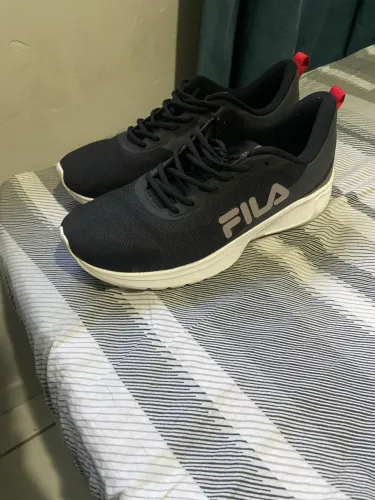 Tênis novo