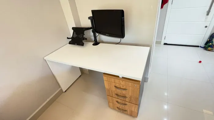 Mesa escritório