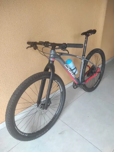 Bicicleta Oggi 7.4