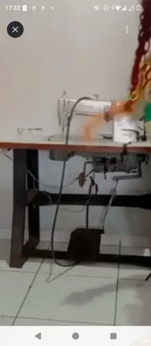 Máquina de costura com problema