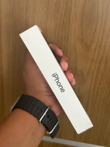 IPHONE 17E 256 GB LACRADO 