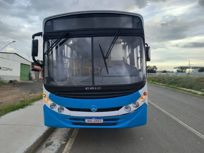 Mercedes 1418 caio apache