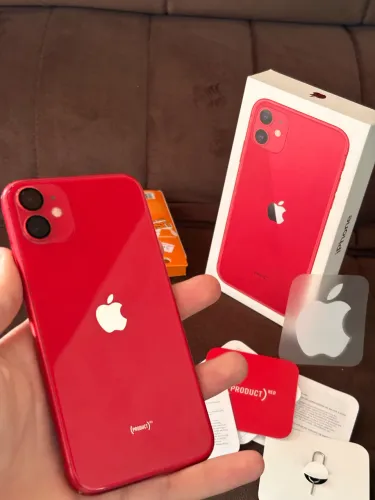 IPhone 11 64gb vermelho