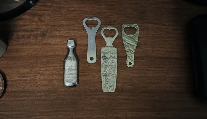 Coleção de abridores de garrafa vintage