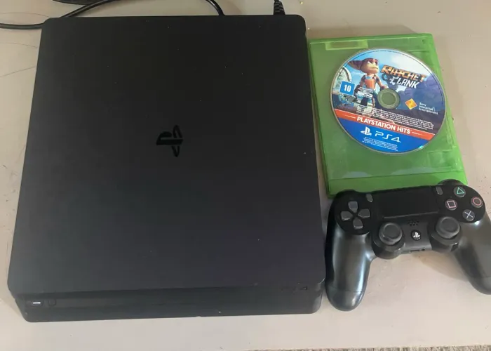 Ps4 slim