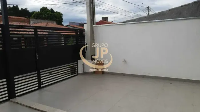 Sobrado na Zona Norte/ 2 Suítes/ Sacada/ Quintal/ 1 Vaga/ Só 370 mil!