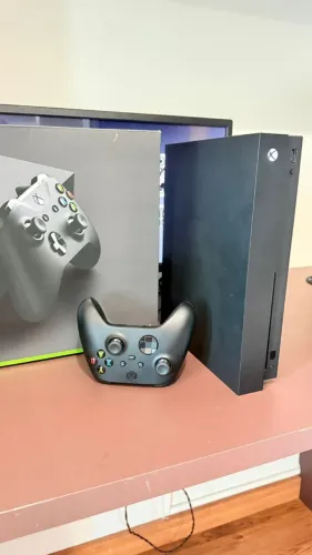 Xbox one X 1TB ( em até 12X )