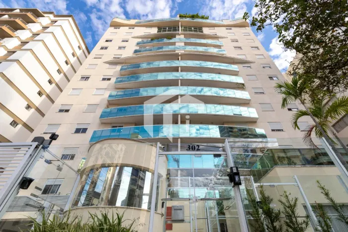 APARTAMENTO MOBILIADO PARA VENDA OU LOCAÇÃO COM 4 DOMRITÓRIOS E LAZER COMPLETO NO CAMBUÍ.