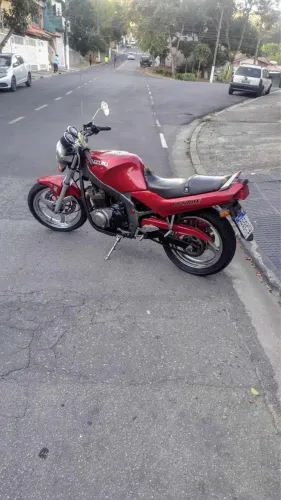 Gs 500 vermelha baixa quilometragem