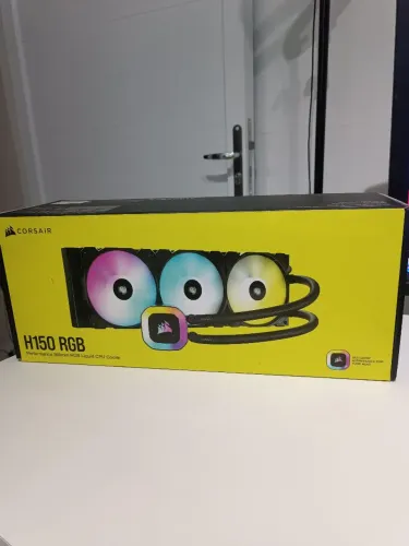 Water cooler Corsair h150 RGB