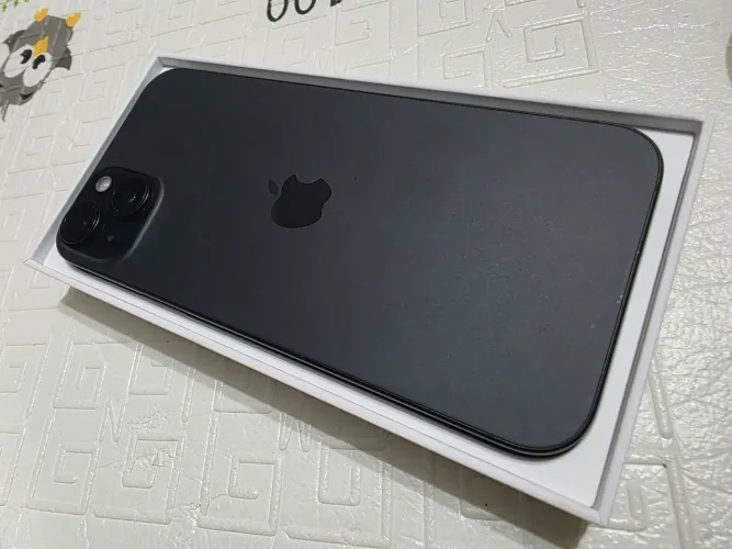 IPhone 15 plus 128 gb