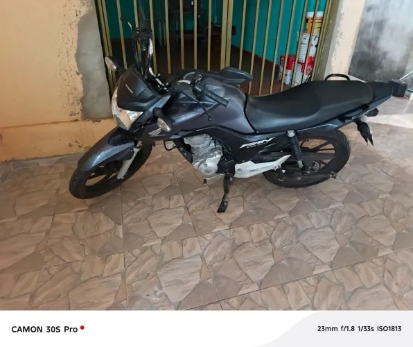 Moto seminova