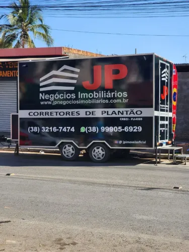 Trailer comercial