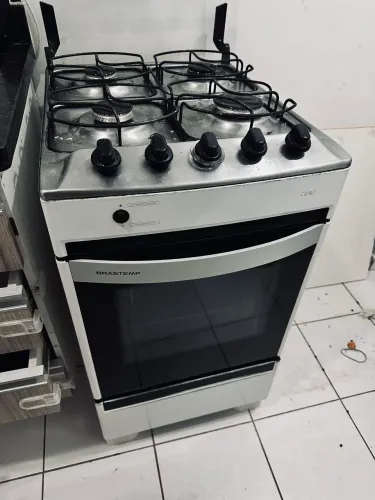 Fogão 4 bocas para doação.