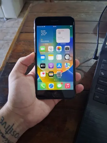 Iphone  8 plus 64gb