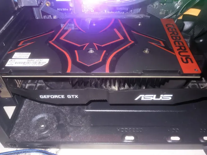 PLACA DE VIDEO GTX 1050 TI