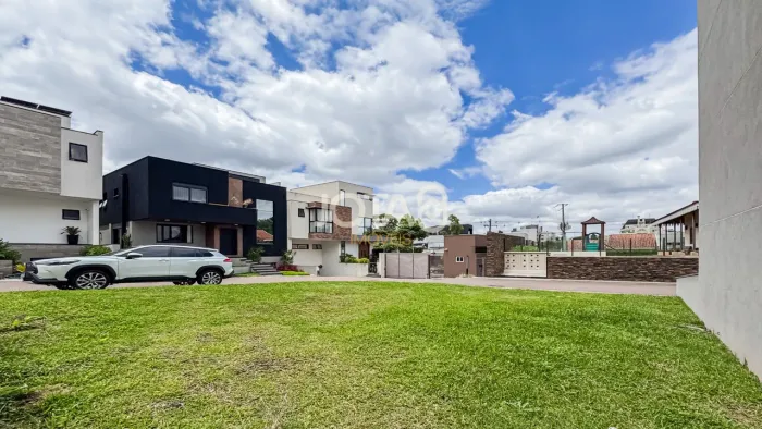 EXCELENTE TERRENO EM CONDOMÍNIO NO AHÚ Terreno Em Condominio No Ahu