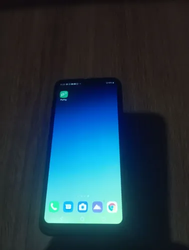 Vendo. LG k40s R$320,00