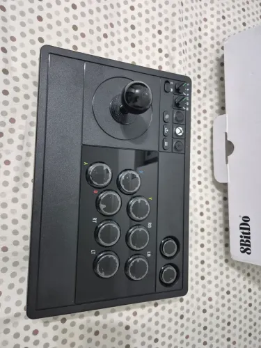 Controle Arcade sem fio 8bitdo Xbox e PC novo
