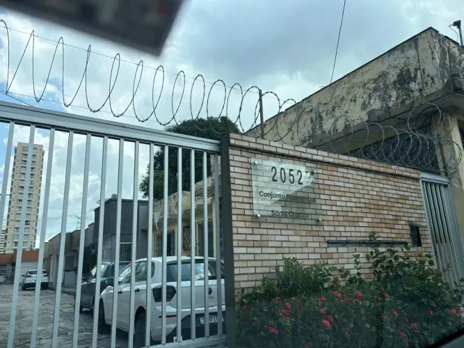 LD Alugo Casa em Alameda Fechada no Marco com 3 quartos na Vileta