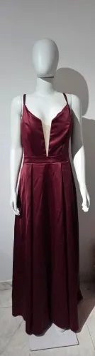 Vestido de festa Marsala tamanho G