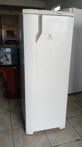 Geladeira Eletrolux