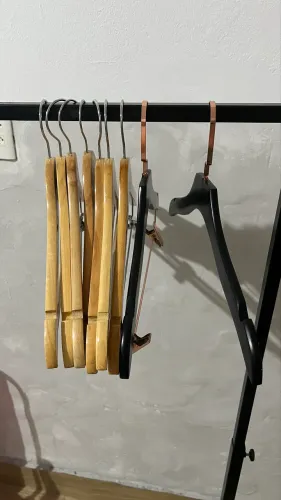 Arara + cabides